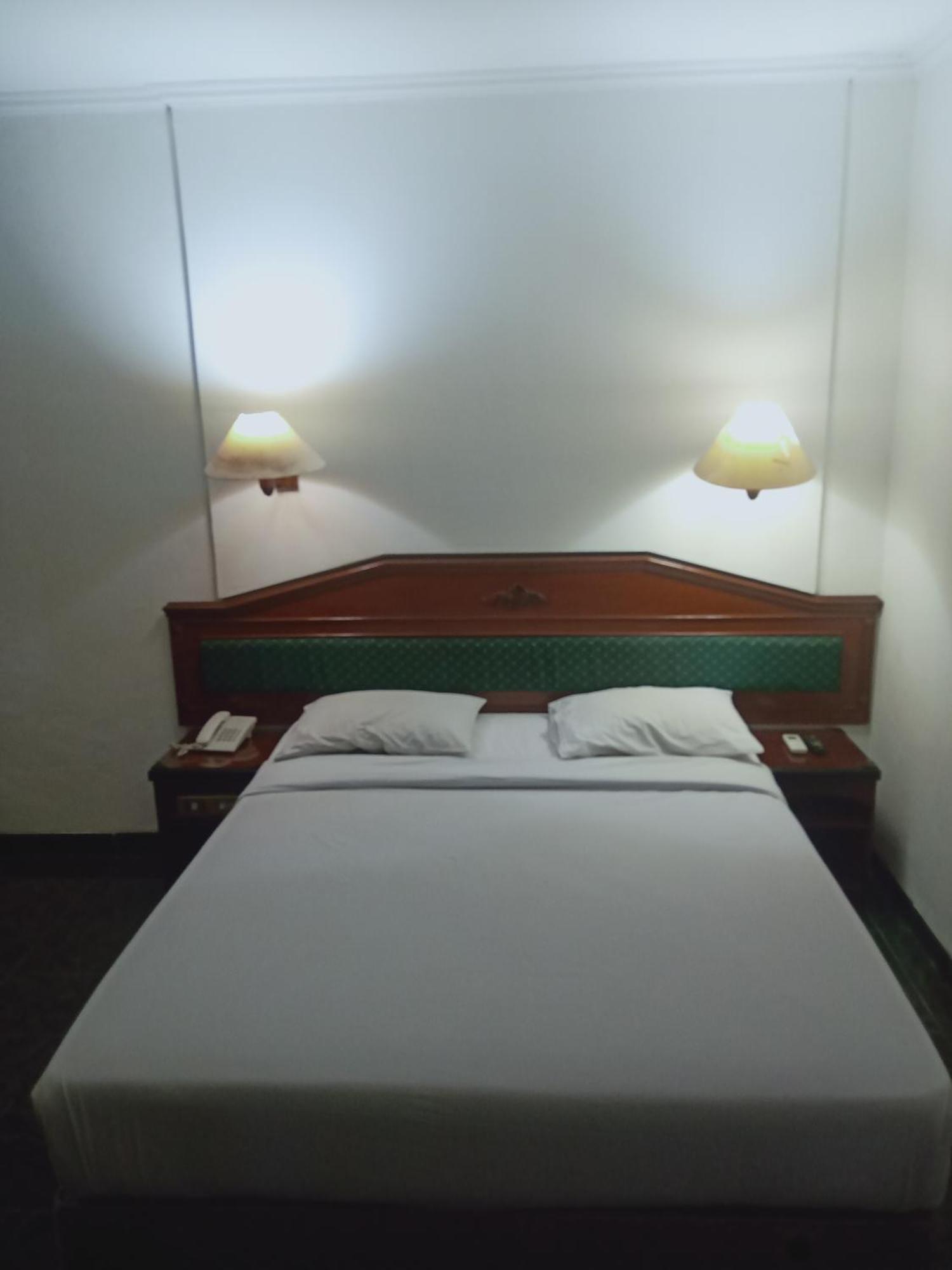 Puri Mega Hotel Jakarta Eksteriør bilde